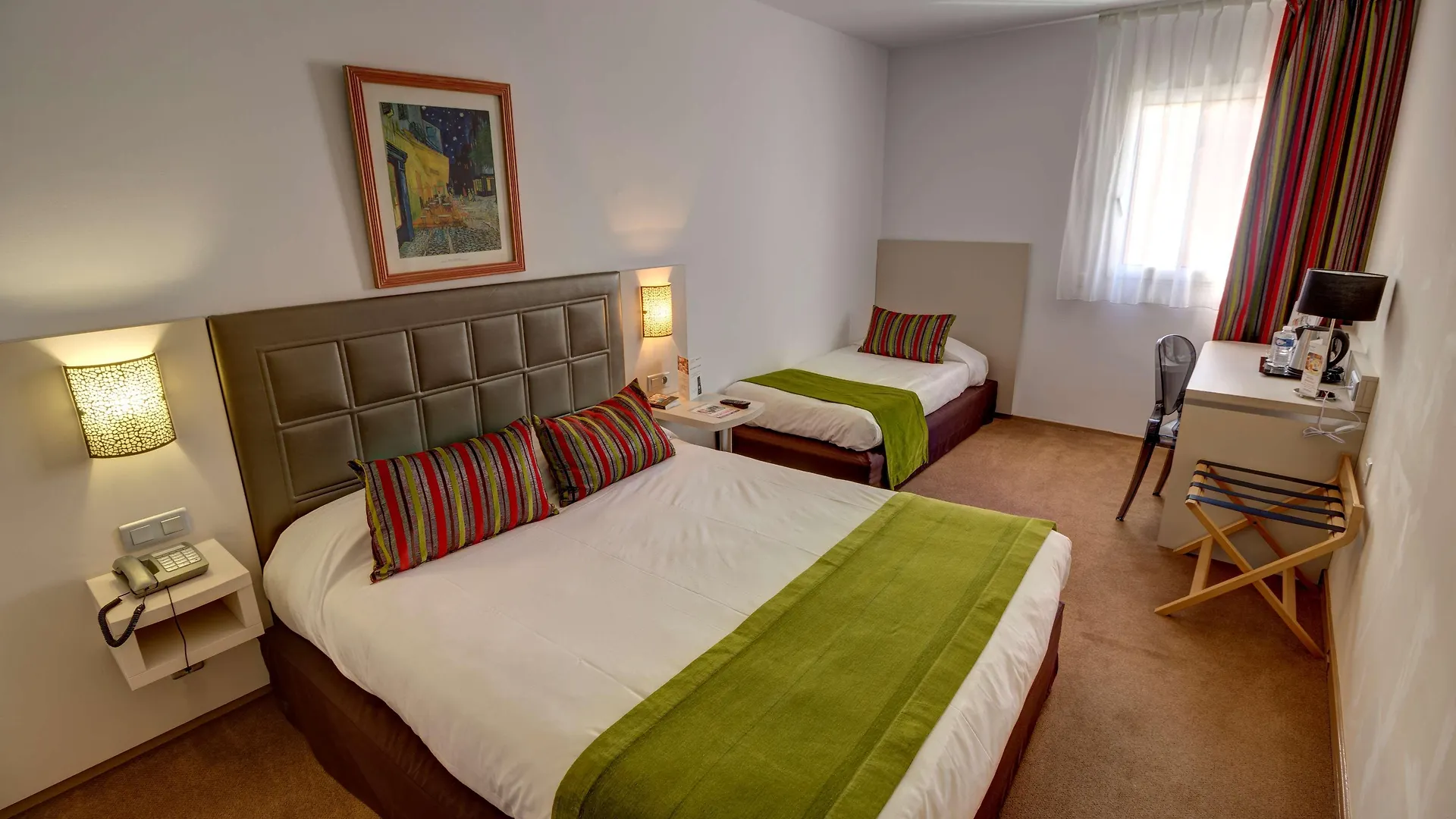 ***  Hotel Atrium Arles Centre France