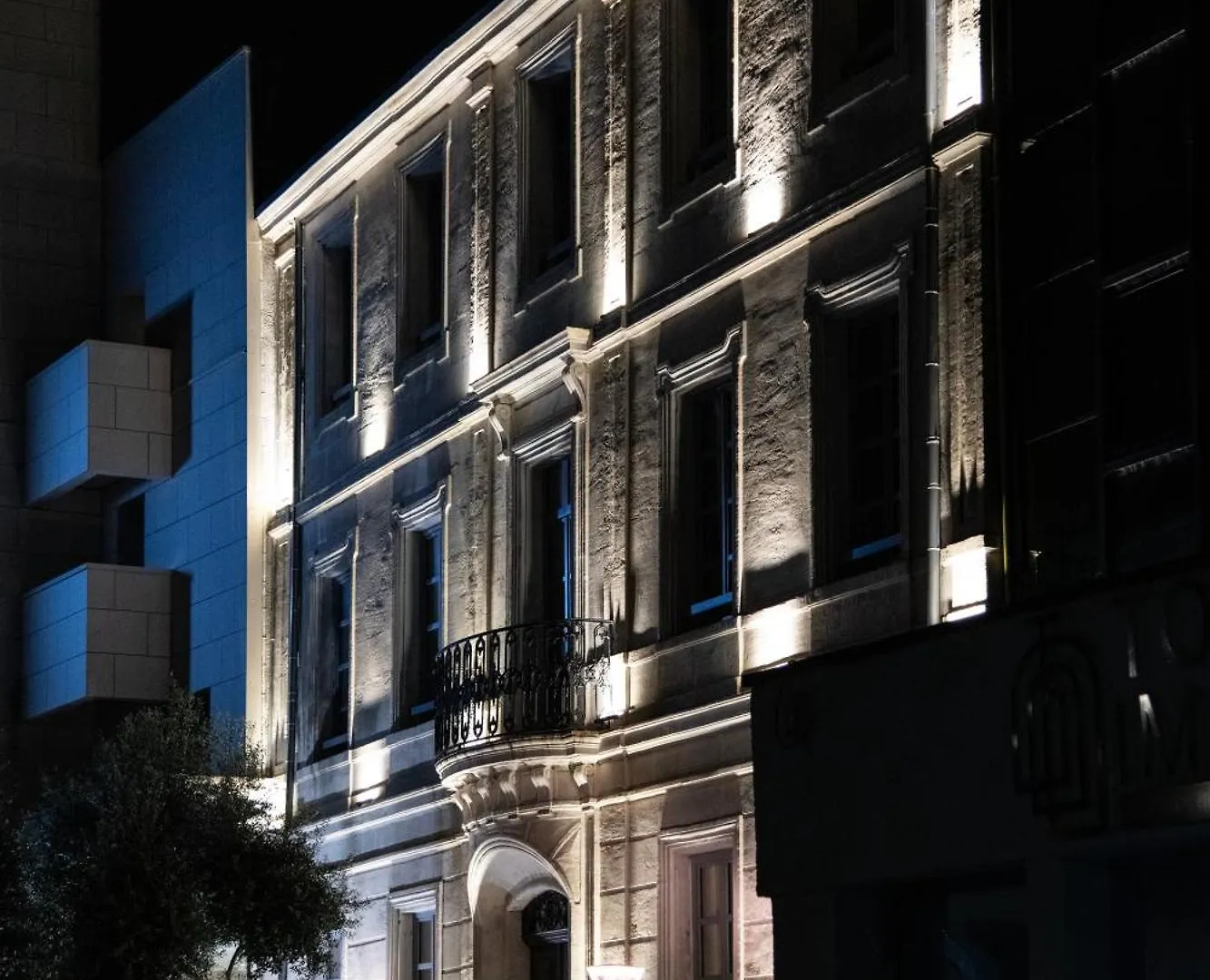 Hotel Atrium Arles Centre