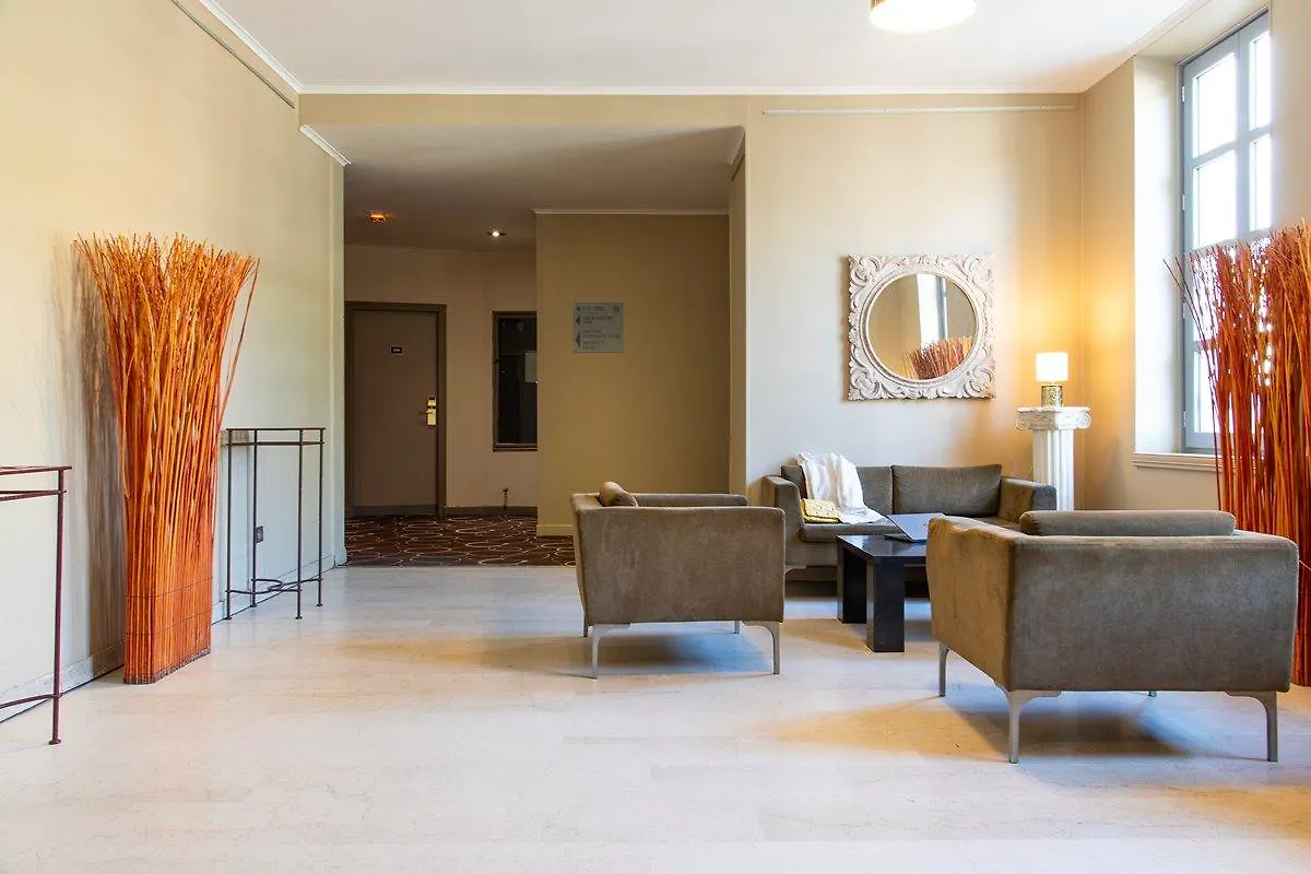 ***  Hotel Atrium Arles Centre France